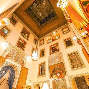 Riad Sahraui, Fez