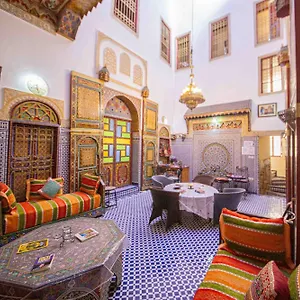  Riad Hayat